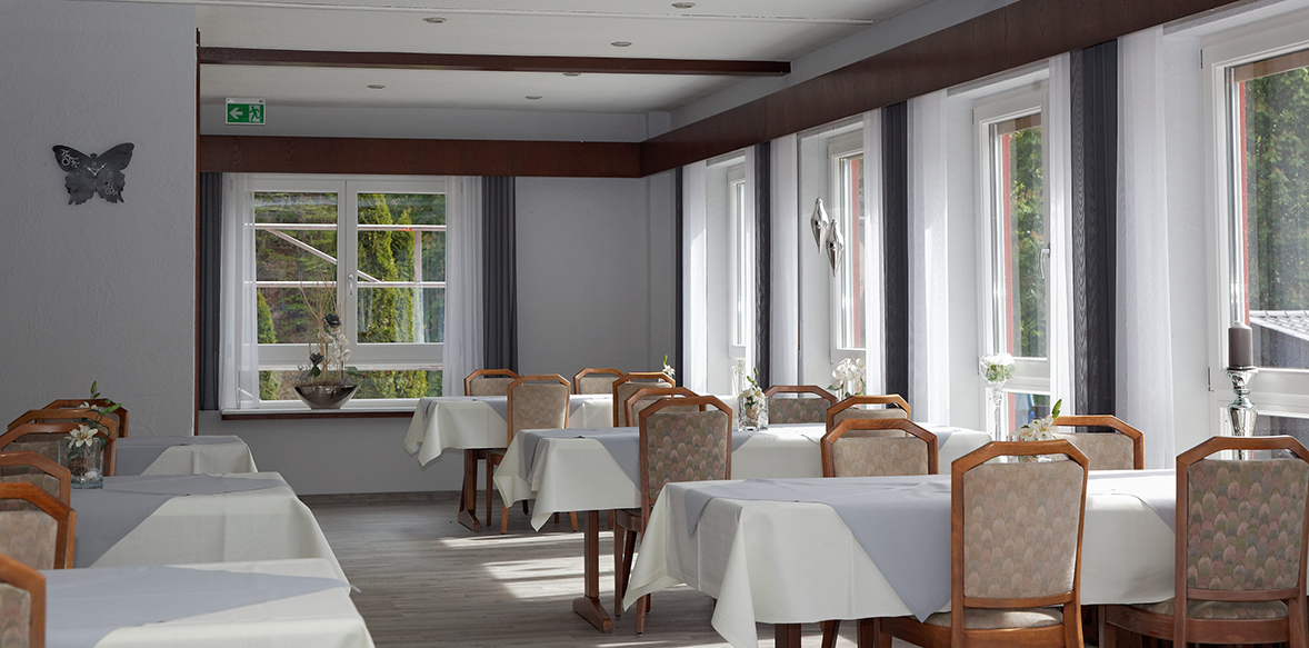 Hotel Restaurant Kupper Biergarten Eppenbrunn Pfälzerwald Erholungsgebiet Luftkurort Naturpark Nordvogesen Deutschland Frankreich 